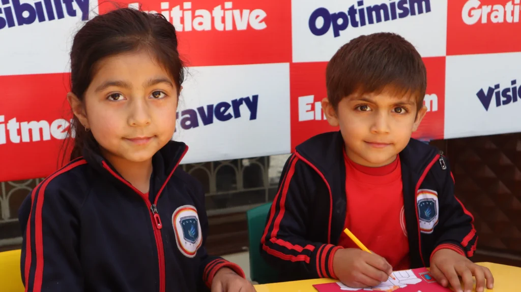 PSSC students at a science activity